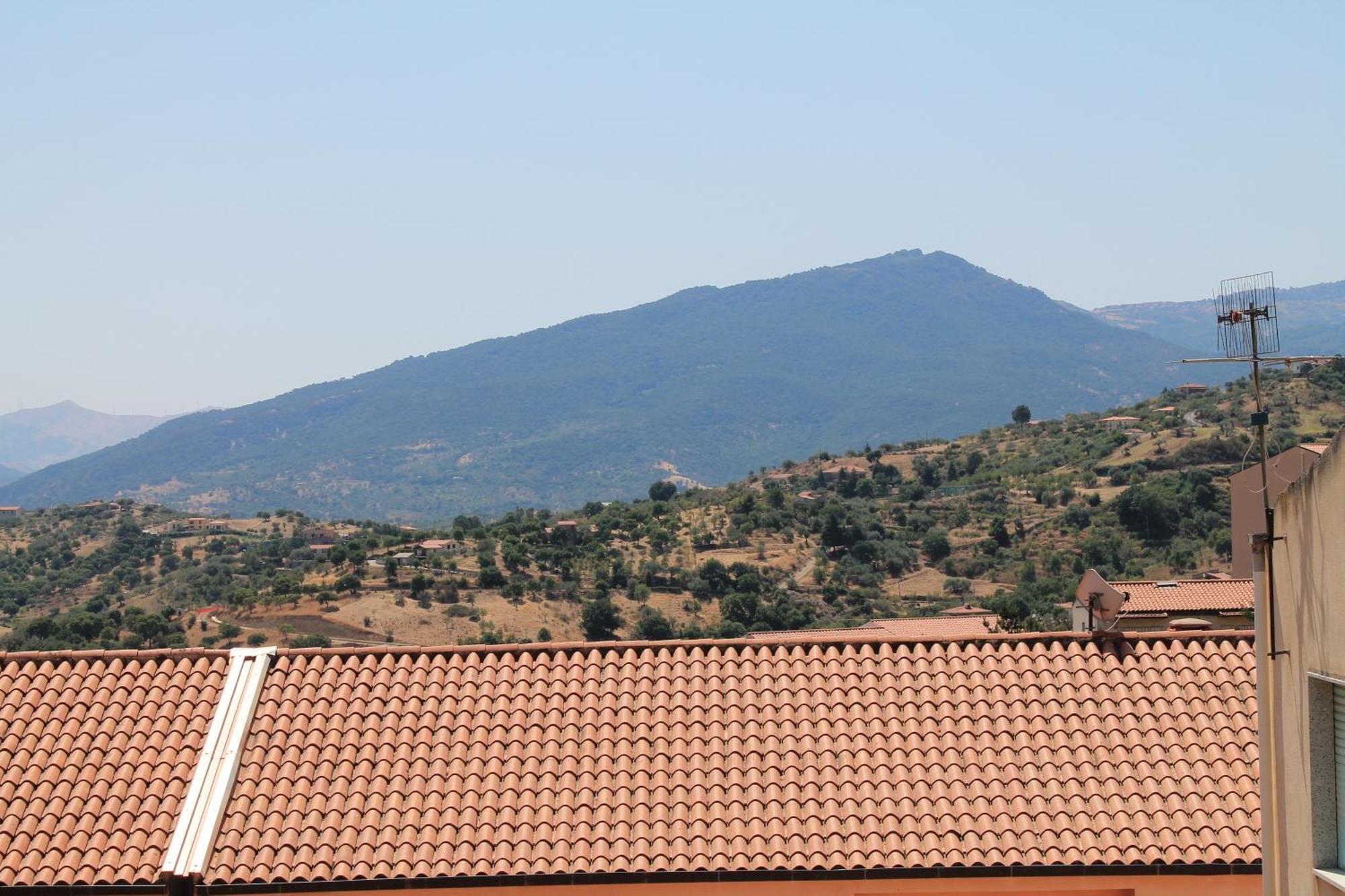 Hotel Paradiso Delle Madonie Castelbuono  Buitenkant foto