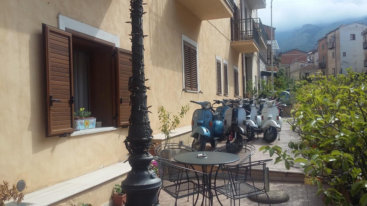 Hotel Paradiso Delle Madonie Castelbuono  Buitenkant foto